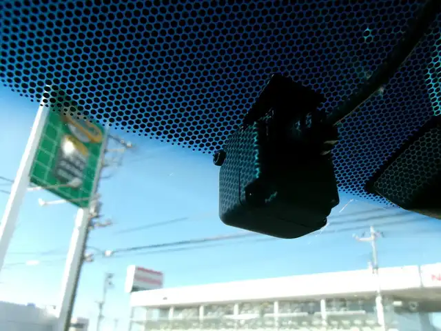 ホンダ フィット 13G Fパッケージ 群馬県 2016(平28)年 5.1万km ミラノレッド ワンオーナー/社外メモリーナビ・フルセグTV/ ・BT・DVD(AVIC-RZ07)/バックモニター/社外ドライブレコーダー/社外ETC/純正フロント・リアセンサー/純正LEDヘッドライト/社外14インチアルミホイール/オートリトラミラー/スマートキー×2＆プッシュスタート/保証書＆取説