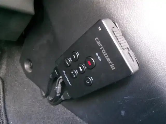 ホンダ フィット 13G Fパッケージ 群馬県 2016(平28)年 5.1万km ミラノレッド ワンオーナー/社外メモリーナビ・フルセグTV/ ・BT・DVD(AVIC-RZ07)/バックモニター/社外ドライブレコーダー/社外ETC/純正フロント・リアセンサー/純正LEDヘッドライト/社外14インチアルミホイール/オートリトラミラー/スマートキー×2＆プッシュスタート/保証書＆取説