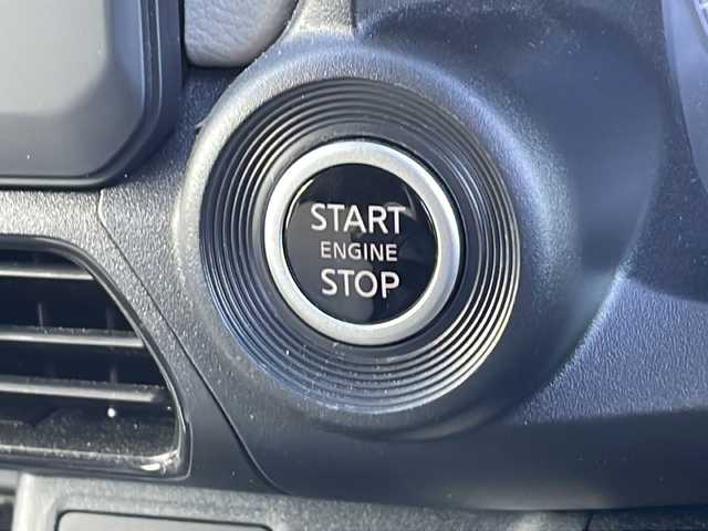 日産 デイズ X 徳島県 2020(令2)年 1万km ホワイトパール 社外メモリナビ/・フルセグ/CD/DVD/Bluetooth/SD/全方位カメラ/エマージェンシーブレーキ/・車線逸脱警報/・先行車発信お知らせ/・クリアランスソナー/・衝突被害軽減システム/・盗難防止装置/・横滑り防止装置/・前後コーナーセンサー/・電動格納ウィンカーミラー/純正フロアマット/ＵＳＢ充電/前後ドライブレコーダー/プッシュスタート/スマートキー/スペアキー/オートライト/オートハイビーム