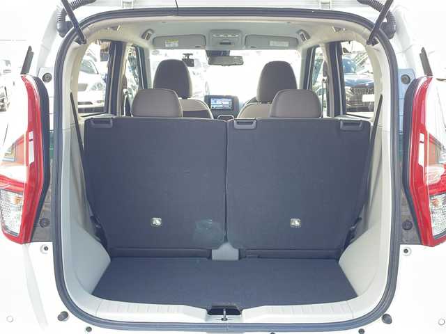 日産 デイズ X 徳島県 2020(令2)年 1万km ホワイトパール 社外メモリナビ/・フルセグ/CD/DVD/Bluetooth/SD/全方位カメラ/エマージェンシーブレーキ/・車線逸脱警報/・先行車発信お知らせ/・クリアランスソナー/・衝突被害軽減システム/・盗難防止装置/・横滑り防止装置/・前後コーナーセンサー/・電動格納ウィンカーミラー/純正フロアマット/ＵＳＢ充電/前後ドライブレコーダー/プッシュスタート/スマートキー/スペアキー/オートライト/オートハイビーム