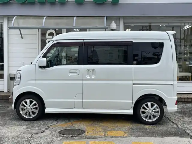 三菱 タウンボックス G 神奈川県 2018(平30)年 4.8万km パールホワイト 純正メモリナビ/　（CD・DVD・Bluetooth）/左側パワースライドドア/e-Assist/・衝突被害軽減ブレーキ/・リヤパーキングセンサー/キセノンライト/前方ドライブレコーダー/スマートキー/純正14インチAW/保証書/取扱説明書