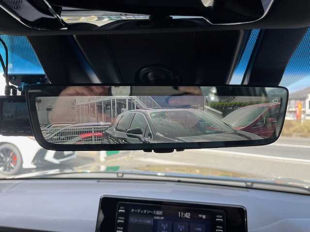 トヨタ ハリアー G 三重県 2021(令3)年 4.7万km プレシャスブラックパール セーフティセンス/・プリクラッシュセーフティ/・レーントレーシングアシスト/・レーダークルーズコントロール/・アダプティブハイビームアシスト/・ロードサインアシスト/パーキングサポートブレーキ/純正ディスプレイオーディオ/【フルセグTV/Bluetooth/USB/AUX/Miracast】/バックカメラ/ETC/前後ドライブレコーダー/パワーバックドア/ハーフレザーシート/D席パワーシート/オートライト/プロジェクター式LEDヘッドランプ/デイタイムランニングランプ/LEDフロントフォグランプ/プッシュスタート/スマートキー/スペアキー/純正フロアマット