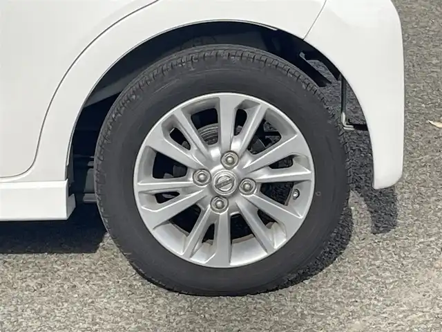 日産 デイズ HWS X Vセレ +SeftyⅡ 宮城県 2015(平27)年 3.6万km ホワイトパール 純正ＳＤナビ（ＳＤ、ＡＭ、ＦＭ、フルセグＴＶ、ＣＤ、ＢＴ）//バックカメラ//ＥＴＣ//純正ＡＷ//社外ＡＷ//スペアキー//スマートキー//横滑り防止機能//プリクラッシュセーフティ//プッシュスタート