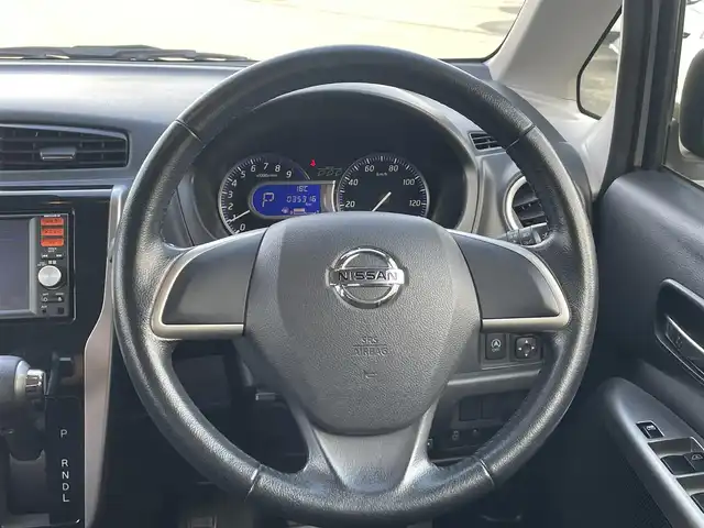 日産 デイズ HWS X Vセレ +SeftyⅡ 宮城県 2015(平27)年 3.6万km ホワイトパール 純正ＳＤナビ（ＳＤ、ＡＭ、ＦＭ、フルセグＴＶ、ＣＤ、ＢＴ）//バックカメラ//ＥＴＣ//純正ＡＷ//社外ＡＷ//スペアキー//スマートキー//横滑り防止機能//プリクラッシュセーフティ//プッシュスタート