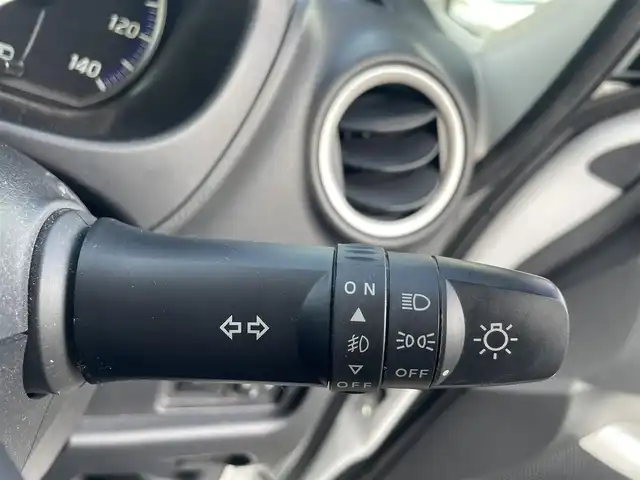 日産 デイズ HWS X Vセレ +SeftyⅡ 宮城県 2015(平27)年 3.6万km ホワイトパール 純正ＳＤナビ（ＳＤ、ＡＭ、ＦＭ、フルセグＴＶ、ＣＤ、ＢＴ）//バックカメラ//ＥＴＣ//純正ＡＷ//社外ＡＷ//スペアキー//スマートキー//横滑り防止機能//プリクラッシュセーフティ//プッシュスタート