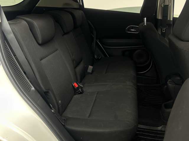 ホンダ ヴェゼル ハイブリッド X 福島県 2014(平26)年 12.6万km ホワイトオーキッドパール /禁煙車//４ＷＤ//シートヒーター//パドルシフト//純正ナビ/ワンセグTV・CD・DVD・BT//バックカメラ//アルミ付きサマータイヤ積込//クルーズコントロール//純正ＬＥＤライト//電動パーキングブレーキ//ステアリングリモコン//フォグライト//スマートキー2本//取扱説明書//保証書