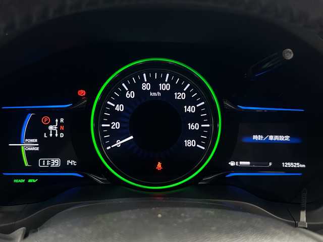 ホンダ ヴェゼル ハイブリッド X 福島県 2014(平26)年 12.6万km ホワイトオーキッドパール /禁煙車//４ＷＤ//シートヒーター//パドルシフト//純正ナビ/ワンセグTV・CD・DVD・BT//バックカメラ//アルミ付きサマータイヤ積込//クルーズコントロール//純正ＬＥＤライト//電動パーキングブレーキ//ステアリングリモコン//フォグライト//スマートキー2本//取扱説明書//保証書