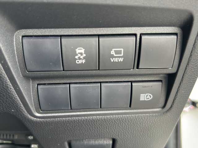 トヨタ ヤリスクロス ハイブリッド Z 愛媛県 2021(令3)年 2.1万km ブラックマイカ/ホワイトパールクリスタルシャイン 2トーン 純正ディスプレイナビ/Bluetooth/USB/ACP/AA/全方位カメラ/クルーズコントロール追従あり/パワーシート/ハーフレザー/前席シートヒーター/純正18インチAW/HUB/BSM/LEDヘッドライト/コーナーセンサー/フォグランプ/保証書/取扱説明書