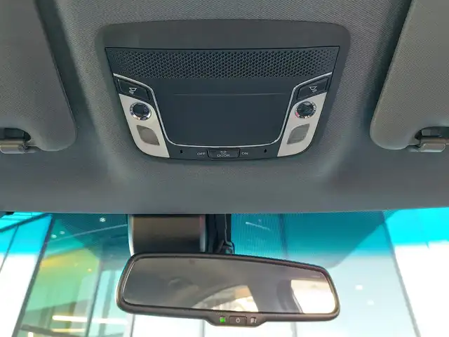 ホンダ ヴェゼル ハイブリッド RS ホンダセンシング 東京都 2017(平29)年 3.1万km クリスタルブラックパール ディーラーOP7インチナビ/・Bluetooth接続/・フルセグTV/・AppleCarPlay/Honda SENSING/・CMBS(衝突軽減ブレーキ)/・ACC(アダプティブ・クルーズ・コントロール)/・LKAS(車線維持支援システム)/・路外逸脱抑制機能/・先行車発進お知らせ機能/バックカメラ/電子パーキング/ブレーキホールド/ハーフレザーシート/シートヒーター/純正フロアマット/純正18インチアルミホイール/ビルトインETC/パドルシフト/ドアバイザー/スマートキー/スペアキー