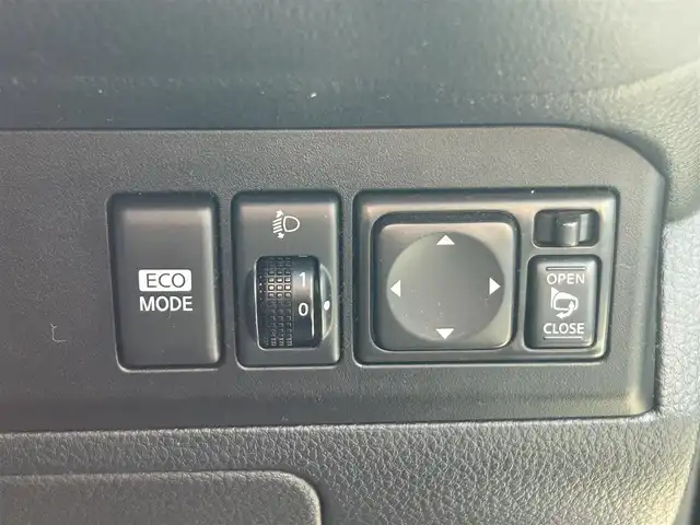 日産 ノート 15X SV 静岡県 2011(平23)年 13.3万km スチールブルー 社外ナビ/電動格納ミラー/ヘッドライトレベライザー/