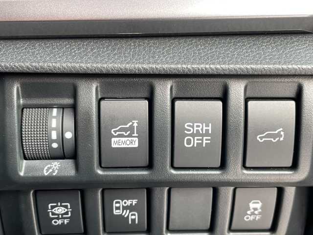 スバル フォレスター ハイブリッド アドバンス 愛知県 2022(令4)年 1.8万km クリスタルホワイトP アイサイト/純正8型ナビ/レーダークルーズコントロール/シートヒーター/バックカメラ/電動リアゲート/パワーシート/コーナーセンサー/純正アルミホイール/ブラインドスポットモニター/LEDヘッドライト/パドルシフト/ステアリングヒーター/インテリジェントミラー/オートマチックハイビーム/ドライブレコーダー/ETC/衝突軽減システム/フルセグ/CD DVD/Bluetooth/ステアリングスイッチ/スマートキー/プッシュスタート