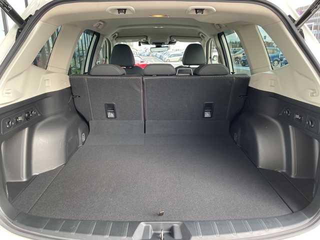 スバル フォレスター ハイブリッド アドバンス 愛知県 2022(令4)年 1.8万km クリスタルホワイトP アイサイト/純正8型ナビ/レーダークルーズコントロール/シートヒーター/バックカメラ/電動リアゲート/パワーシート/コーナーセンサー/純正アルミホイール/ブラインドスポットモニター/LEDヘッドライト/パドルシフト/ステアリングヒーター/インテリジェントミラー/オートマチックハイビーム/ドライブレコーダー/ETC/衝突軽減システム/フルセグ/CD DVD/Bluetooth/ステアリングスイッチ/スマートキー/プッシュスタート