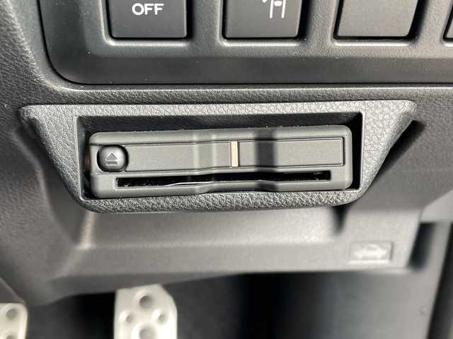 スバル フォレスター ハイブリッド アドバンス 愛知県 2022(令4)年 1.8万km クリスタルホワイトP アイサイト/純正8型ナビ/レーダークルーズコントロール/シートヒーター/バックカメラ/電動リアゲート/パワーシート/コーナーセンサー/純正アルミホイール/ブラインドスポットモニター/LEDヘッドライト/パドルシフト/ステアリングヒーター/インテリジェントミラー/オートマチックハイビーム/ドライブレコーダー/ETC/衝突軽減システム/フルセグ/CD DVD/Bluetooth/ステアリングスイッチ/スマートキー/プッシュスタート