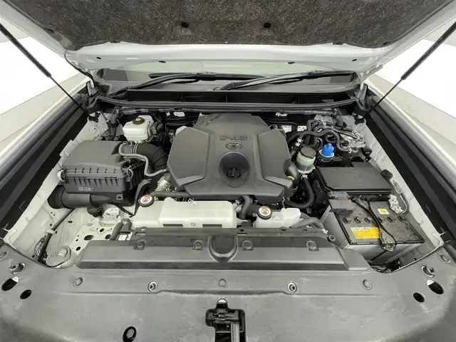 トヨタ ランドクルーザー プラド TX Lパッケージ 滋賀県 2022(令4)年 2.7万km ホワイトパールクリスタルシャイン ALPINE9インチナビ/【Bluetooth/CD/DVD/フルセグTV//HDMI/Apple CarPlay/Android Auto】/サンルーフ/レザーシート/フルモデリスタエアロ/バックカメラ/レーダークルーズコントロール/クリアランスソナー/LEDヘッドライト/オートマチックハイビーム/センターデフロック/ヒルディセントコントロール/レーンディパーチャーアラート/プリクラッシュセーフティ/前方ドライブレコーダー/D/Nパワーシート/D/Nシートヒーター/D/Nシートベンチレーション/電動格納サードシート/ビルトインETC/純正フロアマット/プッシュスタート/スマートキー/ステアリングリモコン