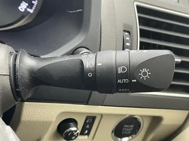 トヨタ ランドクルーザー プラド TX Lパッケージ 滋賀県 2022(令4)年 2.7万km ホワイトパールクリスタルシャイン ALPINE9インチナビ/【Bluetooth/CD/DVD/フルセグTV//HDMI/Apple CarPlay/Android Auto】/サンルーフ/レザーシート/フルモデリスタエアロ/バックカメラ/レーダークルーズコントロール/クリアランスソナー/LEDヘッドライト/オートマチックハイビーム/センターデフロック/ヒルディセントコントロール/レーンディパーチャーアラート/プリクラッシュセーフティ/前方ドライブレコーダー/D/Nパワーシート/D/Nシートヒーター/D/Nシートベンチレーション/電動格納サードシート/ビルトインETC/純正フロアマット/プッシュスタート/スマートキー/ステアリングリモコン