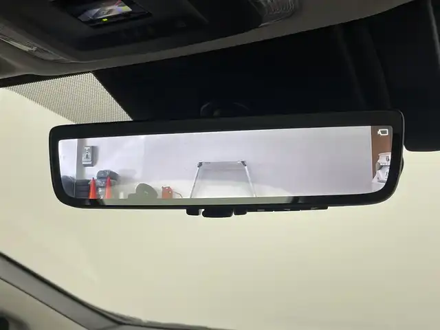 トヨタ プリウス Z 福岡県 2023(令5)年 3万km プラチナホワイトパールマイカ モデリスタエアロ　/純正１２．３型ＤＡナビ/フルセグTV　/全方位カメラ　/デジタルルームミラー　/ビルトインETC２．０　/トヨタセーフティセンス　/レーダークルーズコントロール　/コーナーセンサー　/衝突軽減ブレーキ　/レーンキープ　/ブラインドスポットモニター　/アクセル踏み間違い防止　/パーキングアシスト　/シートメモリー付きパワーシート　/シートベンチレーション／ヒーター　/ステアリングヒーター　/パワーバックドア/純１９インチアルミホイール