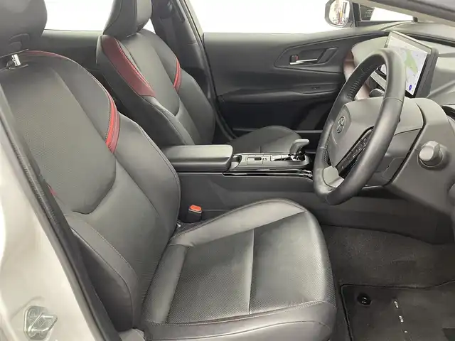 トヨタ プリウス Z 福岡県 2023(令5)年 3万km プラチナホワイトパールマイカ モデリスタエアロ　/純正１２．３型ＤＡナビ/フルセグTV　/全方位カメラ　/デジタルルームミラー　/ビルトインETC２．０　/トヨタセーフティセンス　/レーダークルーズコントロール　/コーナーセンサー　/衝突軽減ブレーキ　/レーンキープ　/ブラインドスポットモニター　/アクセル踏み間違い防止　/パーキングアシスト　/シートメモリー付きパワーシート　/シートベンチレーション／ヒーター　/ステアリングヒーター　/パワーバックドア/純１９インチアルミホイール