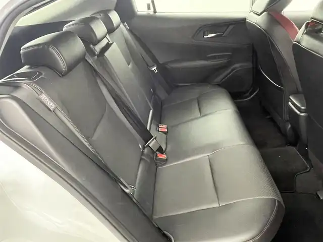 トヨタ プリウス Z 福岡県 2023(令5)年 3万km プラチナホワイトパールマイカ モデリスタエアロ　/純正１２．３型ＤＡナビ/フルセグTV　/全方位カメラ　/デジタルルームミラー　/ビルトインETC２．０　/トヨタセーフティセンス　/レーダークルーズコントロール　/コーナーセンサー　/衝突軽減ブレーキ　/レーンキープ　/ブラインドスポットモニター　/アクセル踏み間違い防止　/パーキングアシスト　/シートメモリー付きパワーシート　/シートベンチレーション／ヒーター　/ステアリングヒーター　/パワーバックドア/純１９インチアルミホイール