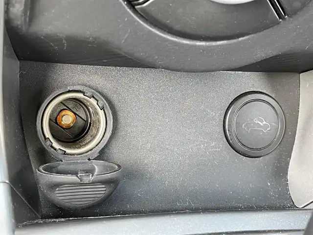 ダイハツ コペン ローブ 千葉県 2023(令5)年 1.1万km ブラックマイカメタリック 純正7インチナビ/Bluetooth/バックカメラ/フルセグTV/シートヒーター/LEDヘッドライト/フォグランプ/スマートキー/プッシュスタート/純正アルミ/純正フロアマット/MTモード付AT