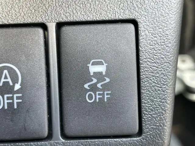 ダイハツ コペン ローブ 千葉県 2023(令5)年 1.1万km ブラックマイカメタリック 純正7インチナビ/Bluetooth/バックカメラ/フルセグTV/シートヒーター/LEDヘッドライト/フォグランプ/スマートキー/プッシュスタート/純正アルミ/純正フロアマット/MTモード付AT