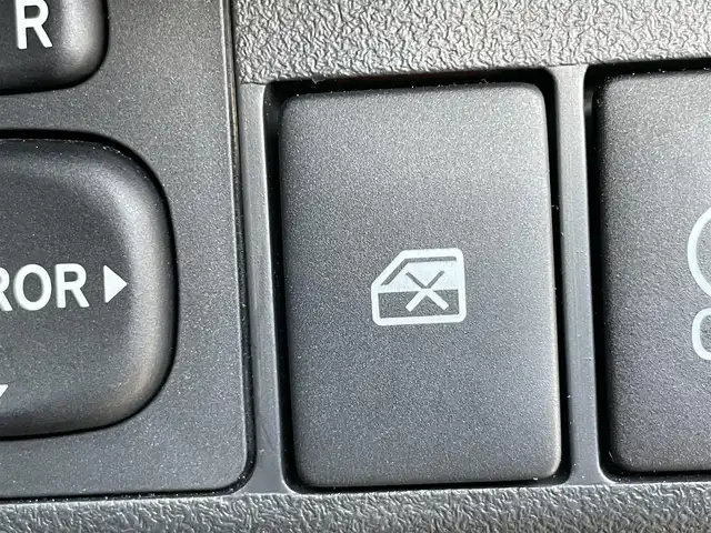 ダイハツ コペン ローブ 千葉県 2023(令5)年 1.1万km ブラックマイカメタリック 純正7インチナビ/Bluetooth/バックカメラ/フルセグTV/シートヒーター/LEDヘッドライト/フォグランプ/スマートキー/プッシュスタート/純正アルミ/純正フロアマット/MTモード付AT