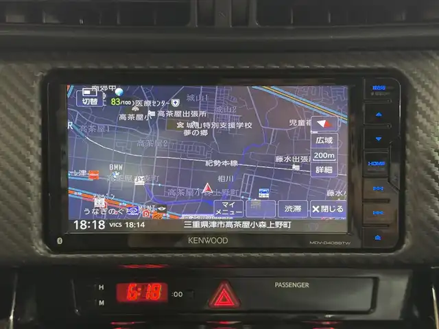 トヨタ ８６ GT 三重県 2018(平30)年 6.8万km クリスタルホワイトパール プレミアムガソリン/FR/6F/KENWOOD 7インチ『彩速ナビ』 MDV-D405BTW/（FM/AM/CD/DVD/iPod/USB/SD/地デジTV/Bluetooth/SMART USEN）/バックカメラ/ドライブレコーダー 前後/ETC/社外トランクスポイラー/安全/・ABS/・VSC（ビークル・スタビリティ・コントロール）/・トラクションコントロール（TRACK機能付）/・ヒルスタートアシスト/・緊急ブレーキシグナル/・SRS 運転席・助手席＋サイド＋カーテンシールドエアバッグ/装備/・【OP】17inch×7.5J brembo専用アルミホイール＋brembo製17インチ対向4potフロント・リヤベンチレーテッドディスクブレーキ/・左右独立オートエアコン/・コンライト（ヘッドライト自動点灯・自動消灯システム）/・LEDヘッドランプ/・フロント（LED）＆リヤフォグランプ（DOP）/・電動格納ドアミラー/・パワーステアリング/・パワーウインドウ/・プッシュスタート/・純正17inAW/・スマートキーx1/アプライドG型（2017.10～生産終了）/など