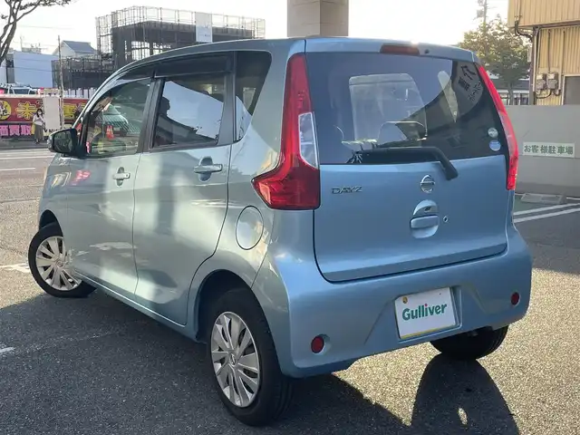 日産 デイズ X 福岡県 2017(平29)年 2.4万km アイスブルー 【ワンオーナー】/登録時距離23843Km/純正メモリナビ/フルセグTV/アラウンドビューモニター/衝突軽減ブレーキ/スマートキーX2/エンジンプッシュスタート/保証書/取扱説明書/スペアキー