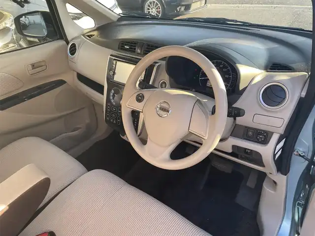 日産 デイズ X 福岡県 2017(平29)年 2.4万km アイスブルー 【ワンオーナー】/登録時距離23843Km/純正メモリナビ/フルセグTV/アラウンドビューモニター/衝突軽減ブレーキ/スマートキーX2/エンジンプッシュスタート/保証書/取扱説明書/スペアキー