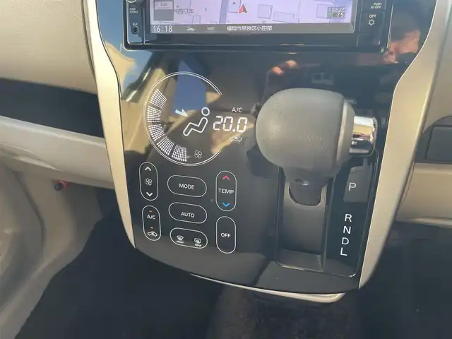 日産 デイズ X 福岡県 2017(平29)年 2.4万km アイスブルー 【ワンオーナー】/登録時距離23843Km/純正メモリナビ/フルセグTV/アラウンドビューモニター/衝突軽減ブレーキ/スマートキーX2/エンジンプッシュスタート/保証書/取扱説明書/スペアキー