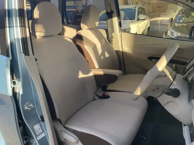 日産 デイズ X 福岡県 2017(平29)年 2.4万km アイスブルー 【ワンオーナー】/登録時距離23843Km/純正メモリナビ/フルセグTV/アラウンドビューモニター/衝突軽減ブレーキ/スマートキーX2/エンジンプッシュスタート/保証書/取扱説明書/スペアキー