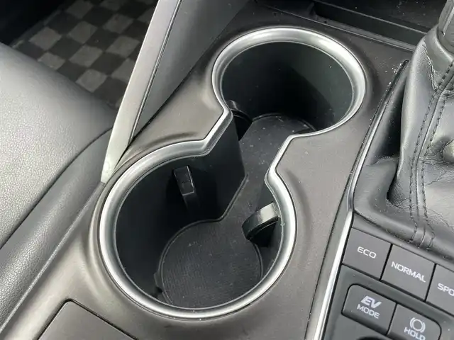 トヨタ カムリ WS 千葉県 2021(令3)年 6.8万km プラチナホワイトパールマイカ 純正9インチナビ/トヨタセーフティセンス/レーダークルーズコントロール/レーンキープアシスト/全方位カメラ/D/N席シートヒーター/Bluetooth/フルセグTV/HUD/オートハイビーム/LEDヘッドライト/ブレーキホールド機能/ETC/パワーシート