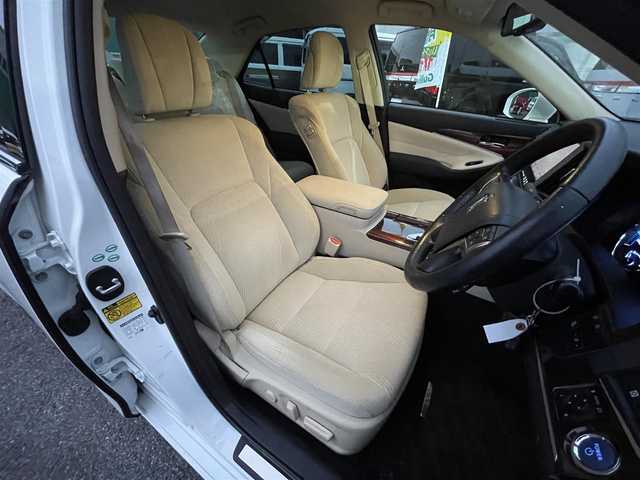 トヨタ クラウン ハイブリッド ロイヤルサルーンG 宮城県 2013(平25)年 5.3万km ホワイトパールクリスタルシャイン 【返品サービス車両 落札不可】/・プリクラッシュセーフティー/・インテリジェントクリアランスソナー/・純正メーカーオプションHDDナビ/・CD/DVD/MSV/Bluetooth/フルセグ/・バックカメラ/・アダプティブクルーズコントロール/・前席パワーシート/・前席シートヒーター/・ステアリングヒーター/・スマートキー/・トランクイージークローザー/・前後コーナーセンサー/・純正17インチアルミホイール/・純正ドライブレコーダー【DRT-H61A】/・ビルトインETC/・純正LEDヘッドライト/・フォグランプ/・木目調パネル/・本革巻きステアリング/・ドアバイザー/・サイド＆カーテンエアバッグ