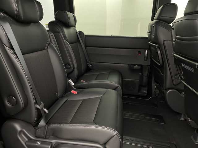 ホンダ ステップワゴン スパーダ eHEV 新潟県 2025(令7)年 0.1千km クリスタルブラックパール 15.6インチフリップダウンモニター/純正11.4インチナビ/　　フルセグ/CD/DVD/BT/バックカメラ/両側パワースライドドア/パワーバックドア/レーダークルーズコントロール/LEDオートライト/ハーフレザーシート/シートヒーター/純正16インチアルミホイール/ステアリングスイッチ/BSM/USBポート/パドルシフト/スマートキー