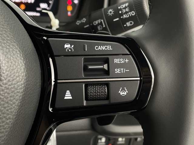 ホンダ ステップワゴン スパーダ eHEV 新潟県 2025(令7)年 0.1千km クリスタルブラックパール 15.6インチフリップダウンモニター/純正11.4インチナビ/　　フルセグ/CD/DVD/BT/バックカメラ/両側パワースライドドア/パワーバックドア/レーダークルーズコントロール/LEDオートライト/ハーフレザーシート/シートヒーター/純正16インチアルミホイール/ステアリングスイッチ/BSM/USBポート/パドルシフト/スマートキー