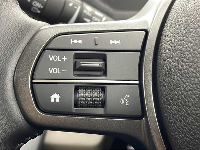 ホンダ フリード AIR EX 茨城県 2025(令7)年 0.1千km ソニックグレーパール 純正9型メモリーナビゲーション/【LXM-242ZFNi】/フルセグ/Bluetooth/CarPlay/バックカメラ/両側電動スライドドア/ホンダセンシング/CMBS衝突軽減ブレーキ/歩行者事故低減ステアリング/アダブティブクルーズコントロール/LKAS車線維持支援システム/路外逸脱抑制機能/誤発進抑制機能/先行車発進お知らせ機能/標識認識機能/後方誤発進抑制機能/ブラインドスポットインフォメーション/踏み間違い衝突防止アシスト/前後パーキングセンサー/オートハイビーム/ハーフレザーシート/前席シートヒーター/革巻きステアリング/電動パーキングブレーキ/オートブレーキホールド/リアクーラー/ECON/プッシュスタート/スマートキー/LEDヘッドランプ/オートライト/純正15インチアルミホイール/取扱説明書/保証書