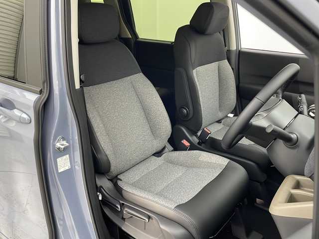 ホンダ フリード AIR EX 茨城県 2025(令7)年 0.1千km ソニックグレーパール 純正9型メモリーナビゲーション/【LXM-242ZFNi】/フルセグ/Bluetooth/CarPlay/バックカメラ/両側電動スライドドア/ホンダセンシング/CMBS衝突軽減ブレーキ/歩行者事故低減ステアリング/アダブティブクルーズコントロール/LKAS車線維持支援システム/路外逸脱抑制機能/誤発進抑制機能/先行車発進お知らせ機能/標識認識機能/後方誤発進抑制機能/ブラインドスポットインフォメーション/踏み間違い衝突防止アシスト/前後パーキングセンサー/オートハイビーム/ハーフレザーシート/前席シートヒーター/革巻きステアリング/電動パーキングブレーキ/オートブレーキホールド/リアクーラー/ECON/プッシュスタート/スマートキー/LEDヘッドランプ/オートライト/純正15インチアルミホイール/取扱説明書/保証書