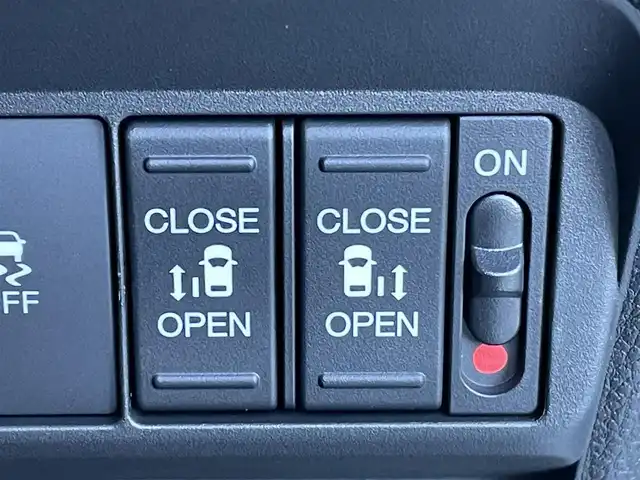 ホンダ フリード AIR EX 東京都 2025(令7)年 0.1千km プラチナホワイトパール 登録済み未使用車/純正9インチナビ/Bluetooth/USB/バックカメラ/TV/両側電動スライドドア/レーダークルーズコントロールシステム/シートヒーター/純正アルミホイール/ABS/横滑り防止装置/レーンアシスト/オートライト/純正LED/衝突被害軽減システム/BSM