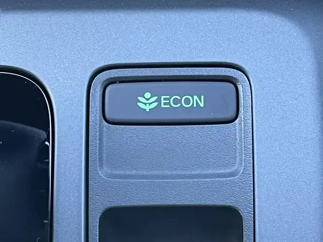 ホンダ フリード AIR EX 東京都 2025(令7)年 0.1千km プラチナホワイトパール 登録済み未使用車/純正9インチナビ/Bluetooth/USB/バックカメラ/TV/両側電動スライドドア/レーダークルーズコントロールシステム/シートヒーター/純正アルミホイール/ABS/横滑り防止装置/レーンアシスト/オートライト/純正LED/衝突被害軽減システム/BSM