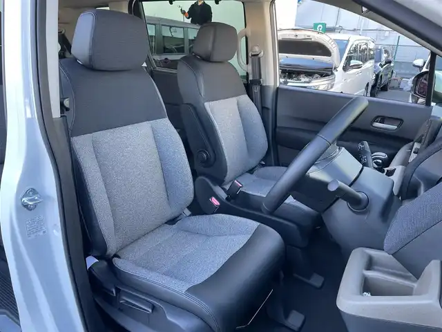 ホンダ フリード AIR EX 東京都 2025(令7)年 0.1千km プラチナホワイトパール 登録済み未使用車/純正9インチナビ/Bluetooth/USB/バックカメラ/TV/両側電動スライドドア/レーダークルーズコントロールシステム/シートヒーター/純正アルミホイール/ABS/横滑り防止装置/レーンアシスト/オートライト/純正LED/衝突被害軽減システム/BSM