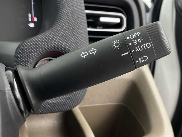 ホンダ フリード AIR EX 埼玉県 2025(令7)年 0.1千km プラチナホワイトパール 純正ナビ　/バックカメラ/BSM/シートヒーター/両側パワースライドドア　/コーナーセンサー　/衝突軽減ブレーキ　/レーンキープアシスト　/レーダークルーズコントロール　/横滑り防止措置　/ＥＣＯＮ