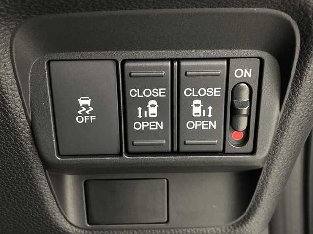 ホンダ フリード AIR EX 埼玉県 2025(令7)年 0.1千km プラチナホワイトパール 純正ナビ　/バックカメラ/BSM/シートヒーター/両側パワースライドドア　/コーナーセンサー　/衝突軽減ブレーキ　/レーンキープアシスト　/レーダークルーズコントロール　/横滑り防止措置　/ＥＣＯＮ