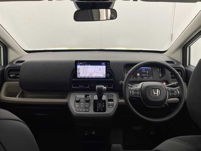 ホンダ フリード AIR EX 茨城県 2025(令7)年 0.1千km プラチナホワイトパール 純正9型メモリーナビゲーション/【LXM-242ZFNi】/フルセグ/Bluetooth/CarPlay/バックカメラ/両側電動スライドドア/ホンダセンシング/CMBS衝突軽減ブレーキ/歩行者事故低減ステアリング/アダブティブクルーズコントロール/LKAS車線維持支援システム/路外逸脱抑制機能/誤発進抑制機能/先行車発進お知らせ機能/標識認識機能/後方誤発進抑制機能/ブラインドスポットインフォメーション/踏み間違い衝突防止アシスト/前後パーキングセンサー/オートハイビーム/ハーフレザーシート/前席シートヒーター/革巻きステアリング/電動パーキングブレーキ/オートブレーキホールド/リアクーラー/ECON/プッシュスタート/スマートキー/LEDヘッドランプ/オートライト/純正15インチアルミホイール/取扱説明書/保証書