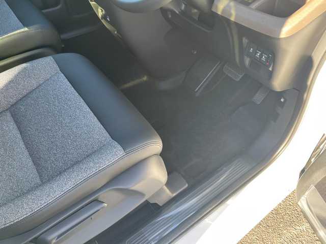 ホンダ フリード AIR EX 群馬県 2025(令7)年 0.1千km プラチナホワイトパール 登録済未使用車　純正９型ナビ　マルチビューカメラシステム　後退出庫サポート　ＢＳＭ　衝突被害軽減ブレーキ　レーンアシスト　アダプティブクルーズコントロール　オートマチックハイビーム　禁煙車