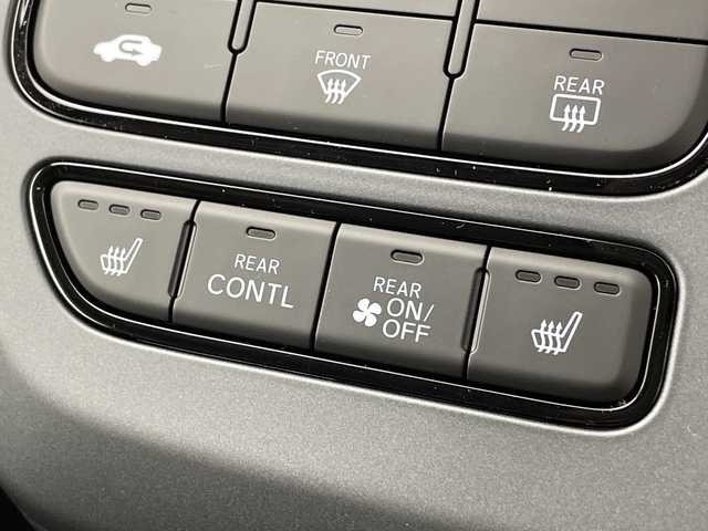 ホンダ フリード AIR EX 群馬県 2025(令7)年 0.1千km プラチナホワイトパール 登録済未使用車　純正９型ナビ　マルチビューカメラシステム　後退出庫サポート　ＢＳＭ　衝突被害軽減ブレーキ　レーンアシスト　アダプティブクルーズコントロール　オートマチックハイビーム　禁煙車