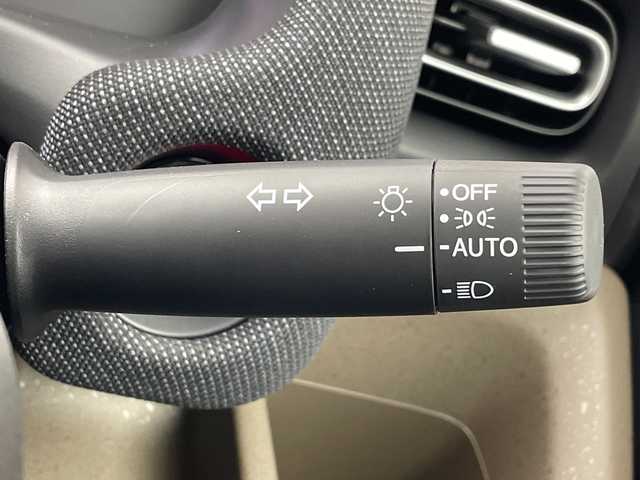 ホンダ フリード AIR EX 群馬県 2025(令7)年 0.1千km プラチナホワイトパール 登録済未使用車　純正９型ナビ　マルチビューカメラシステム　後退出庫サポート　ＢＳＭ　衝突被害軽減ブレーキ　レーンアシスト　アダプティブクルーズコントロール　オートマチックハイビーム　禁煙車