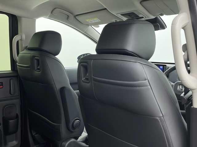 ホンダ フリード AIR EX 栃木県 2025(令7)年 0.1千km クリスタルブラックパール 登録済未使用車 /純正メモリーナビ (LXM-242ZFNi)/バックカメラ/Honda CONNECT for Gathers＋ナビ装着用スペシャルパッケージ/Honda SENSING/●衝突軽減ブレーキ（CMBS）/●先行車発進お知らせ機能/●歩行者事故低減ステアリング/●路外逸脱抑制機能●標識認識機能/●渋滞追従機能付アダプティブクルーズコントロール（ACC）/●車線維持支援システム（LKAS）/●トラフィックジャムアシスト（渋滞運転支援機能）/●ブラインドスポットインフォメーション［タイプ別設定］/●誤発進抑制機能/●後方誤発進抑制機能/●近距離衝突軽減ブレーキ/●急アクセル抑制機能/●パーキングセンサーシステム/●後退出庫サポート/両側パワースライドドア/2列目キャプテンシート(両側アームレスト付)/コンビシート(プライムスムースＸファブリック)＆専用インテリア/リアクーラー/運転席＆助手席シートヒーター/LEDヘッドライト/純正15インチアルミホイール(AIR EX専用)/サイド+カーテンエアバッグ/保証書、取扱説明書