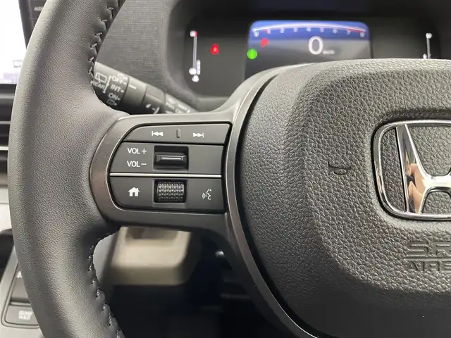 ホンダ フリード AIR EX 埼玉県 2025(令7)年 0.1千km ソニックグレーパール 登録済み未使用車/純正9インチナビ/ホンダセンシング/　Bluetooth　AppleCarPlay　地デジTV/全方位カメラ/両側パワースライドドア/レーダークルーズコントロール/衝突被害軽減ブレーキ/ハーフレザーシート/シートヒーター/リヤエアコン/純正15インチアルミホイール