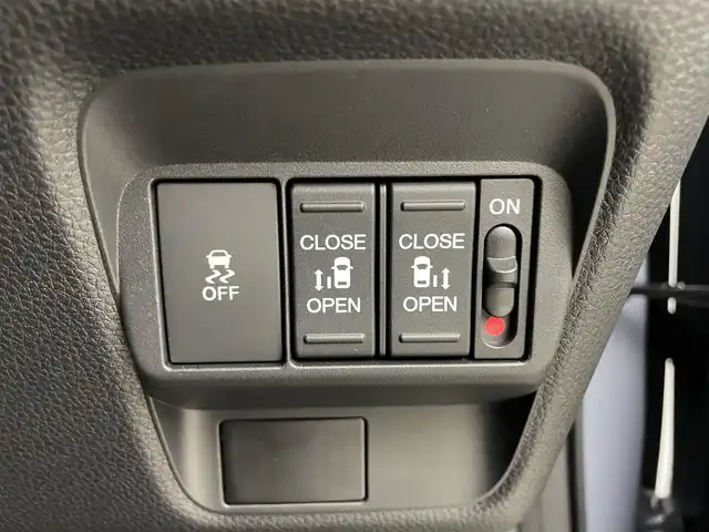 ホンダ フリード AIR EX 埼玉県 2025(令7)年 0.1千km ソニックグレーパール 登録済み未使用車/純正9インチナビ/ホンダセンシング/　Bluetooth　AppleCarPlay　地デジTV/全方位カメラ/両側パワースライドドア/レーダークルーズコントロール/衝突被害軽減ブレーキ/ハーフレザーシート/シートヒーター/リヤエアコン/純正15インチアルミホイール