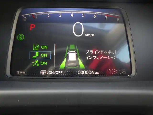 ホンダ フリード AIR EX 千葉県 2025(令7)年 0.1千km プラチナホワイトパール エアー　EX　2L241P4　6人　9インチナビ　LXM-242ZFNI(207680円)　マルチビューカメラシステム/後退出庫サポート(119900円)/ホンダセンシング/・衝突軽減ブレーキ（CMBS）/・車線維持支援システム（LKAS）/・アダプティブクルーズコントロール（ACC）/・後方誤発進抑制機能/・誤発進抑制機能/・ブラインドスポットインフォメーション/両側パワースライドドア/ハーフレザーシート/前席シートヒーター/純正コネクトナビ/地デジTV/【Apple CarPlay　Android Auto対応】/【Bluetooth接続】/マルチビューカメラシステム/革巻きステアリング/ステアリングスイッチ/LEDヘッドライト/ウインカーミラー/コーナーセンサー/純正15インチアルミホイル/サイド/カーテンエアバッグ/Honda スマートキー