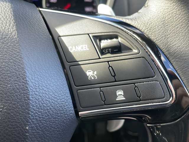 三菱 エクリプス クロス G 福島県 2020(令2)年 7.7万km シルキーホワイト e-Assist/・衝突被害軽減ブレーキ/・車線逸脱警報装置/・アダプティブクルーズコントロール/・誤発進抑制装置/・オートマチックハイビーム /・後側方車両検知警報システム/・先行車発進通知/社外メモリーナビ/・型番：MDV-D707BTW/・フルセグTV/BT/SD/CD/DVD/iPod/FM/AM/・バックカメラ/・ETC/全方向ドライブレコーダー/・品番：HDR360G/ヘッドアップディスプレイ/革張りステアリング/・パドルシフト/・ステアリングスイッチ/電子パーキング/・オートブレーキホールド/電動リアゲート/・ウィンカーミラー/・オートミラー/LEDヘッドライト/・フォグランプ/・オートライト/パーキングセンサー